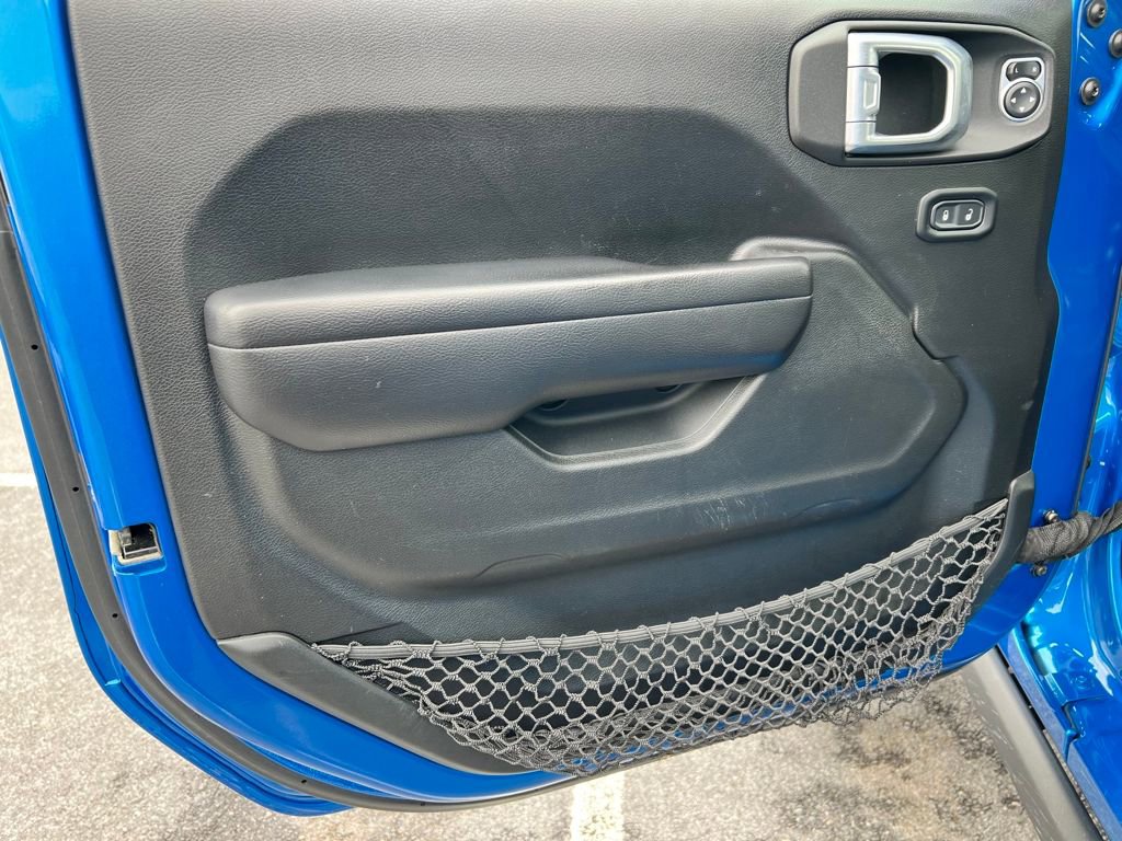 Used 2021 Jeep Gladiator Willys image 21