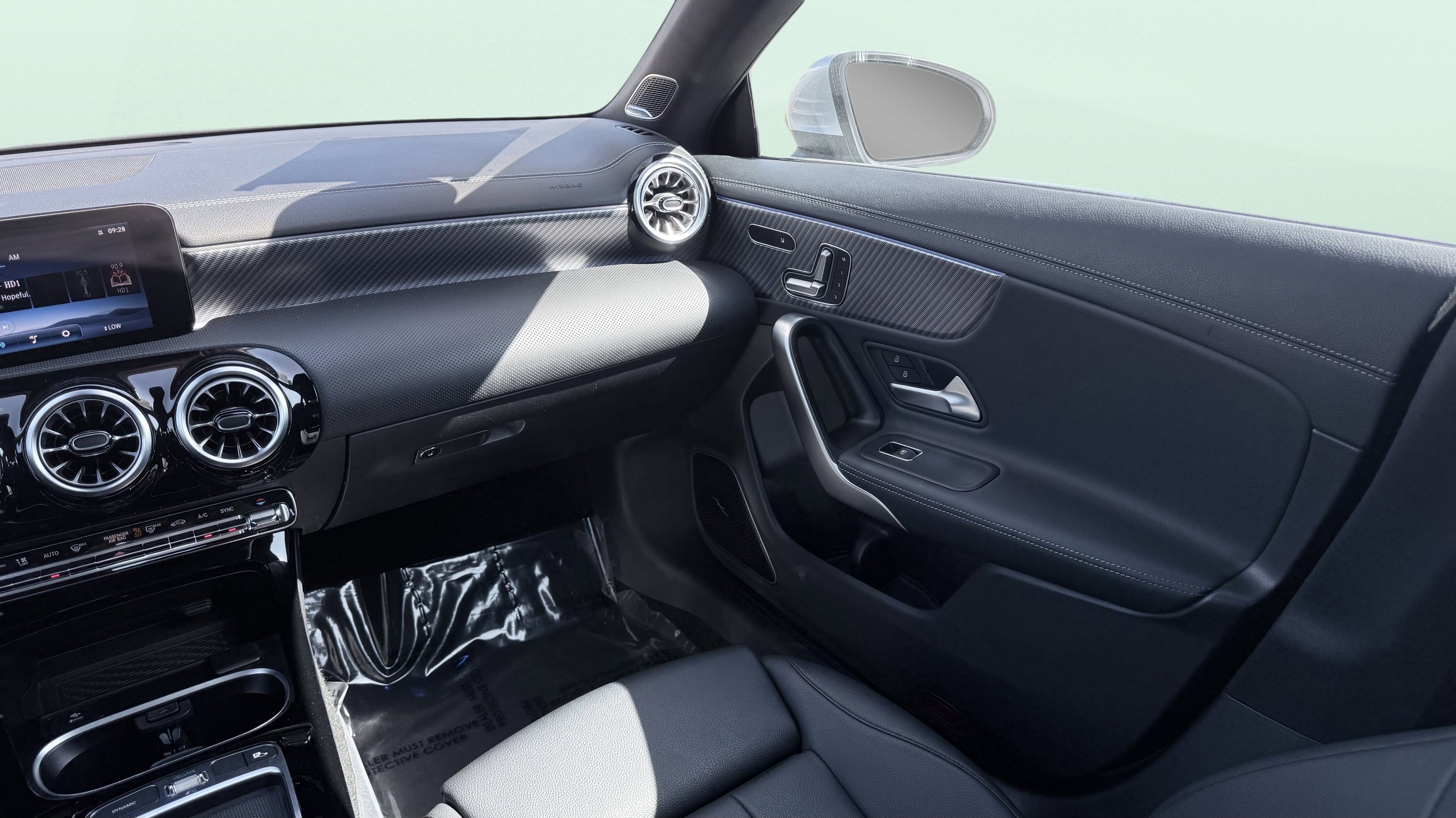 Used 2025 Mercedes-Benz CLA 250 image 63