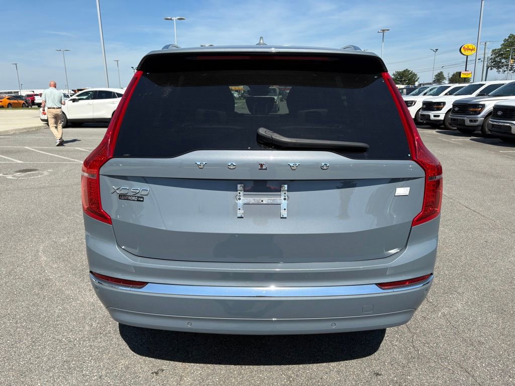 Used 2023 Volvo XC90 T8 Core AWD/4WD image 5