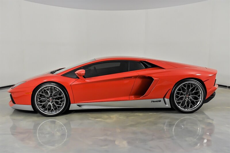 Used 2017 Lamborghini Aventador LP 700-4 AWD/4WD image 7