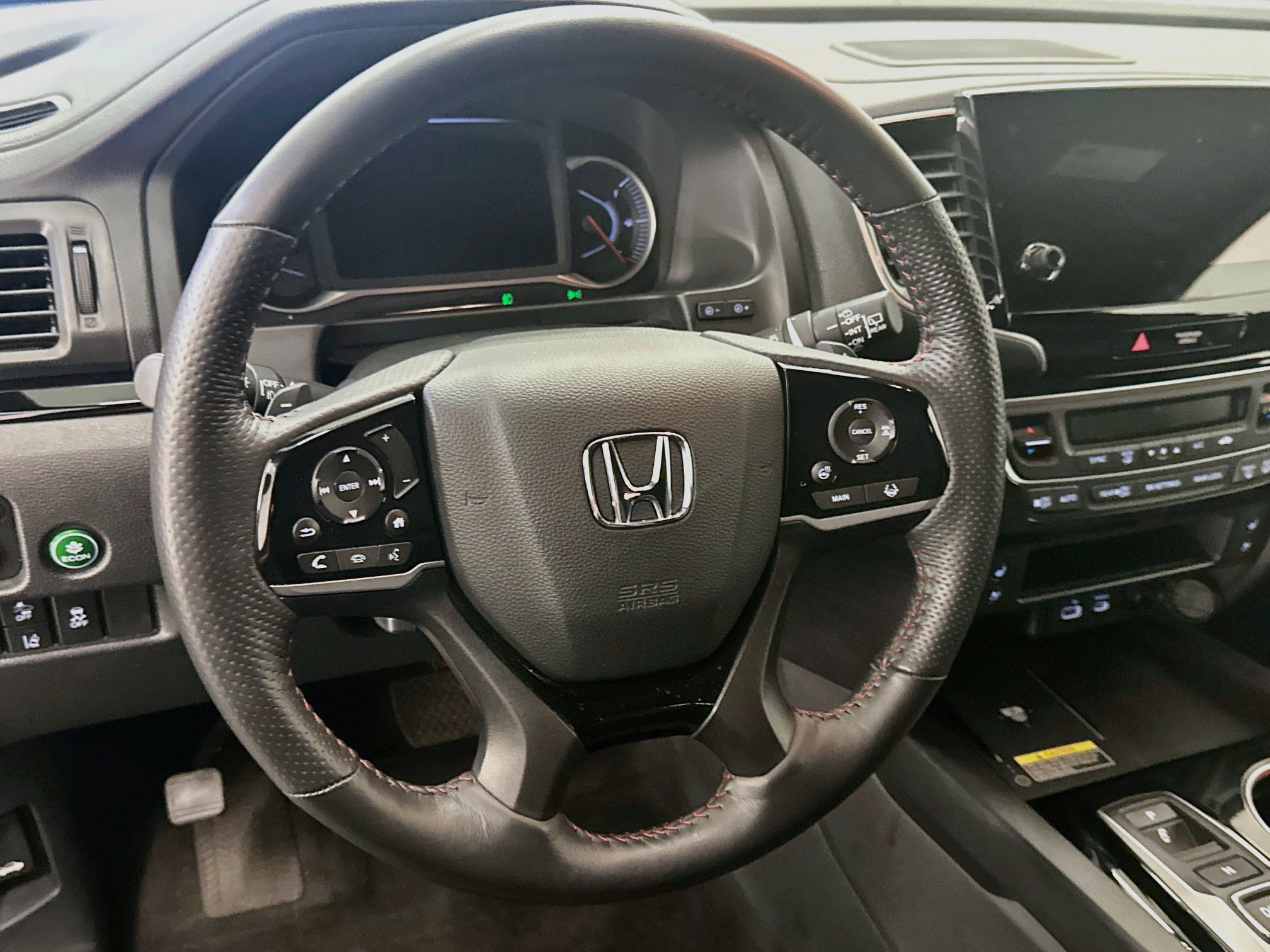 Used 2025 Honda Passport Black Edition image 18
