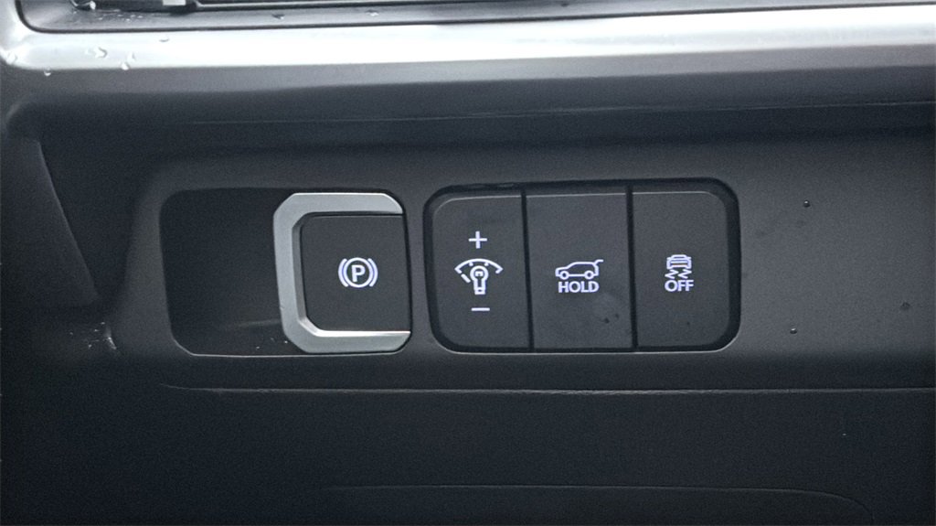 Used 2025 Hyundai Santa Fe SE image 26