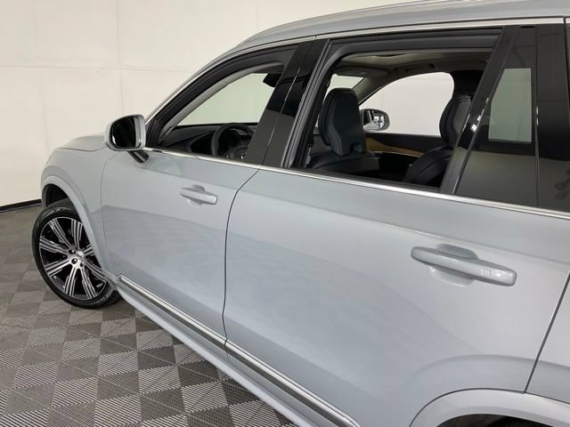 Certified 2025 Volvo XC90 B6 Plus w/ Protection Package Premier AWD/4WD image 37