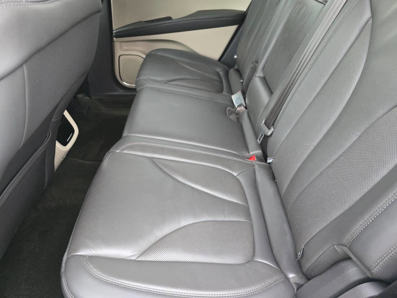 Used 2019 Lincoln Nautilus Select image 25