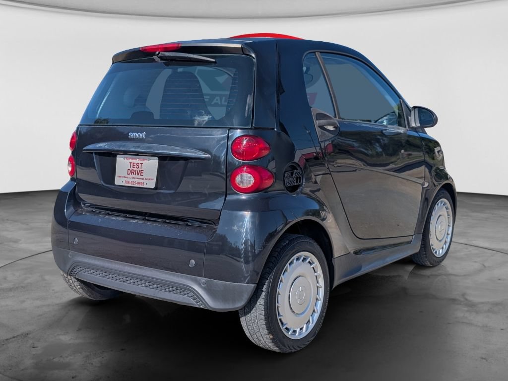 Used 2014 smart fortwo pure RWD image 3
