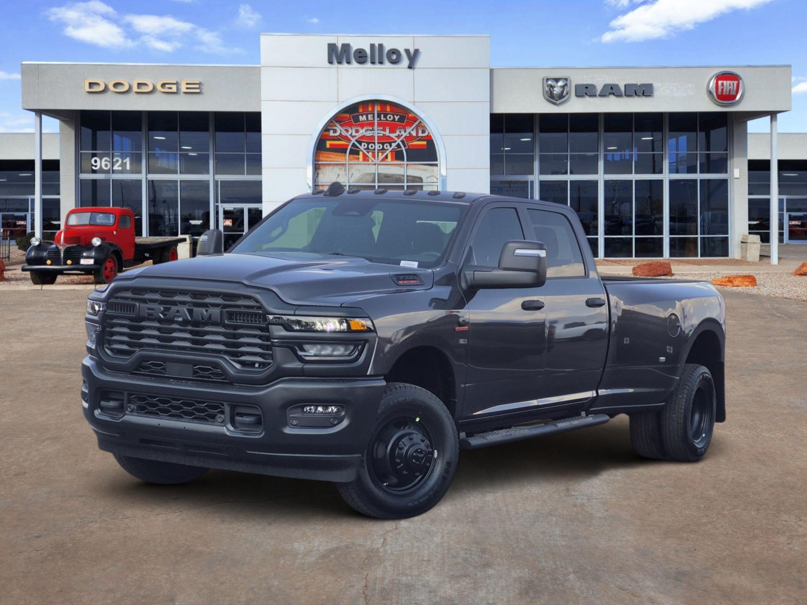 New 2026 RAM 3500 Tradesman AWD/4WD image 4