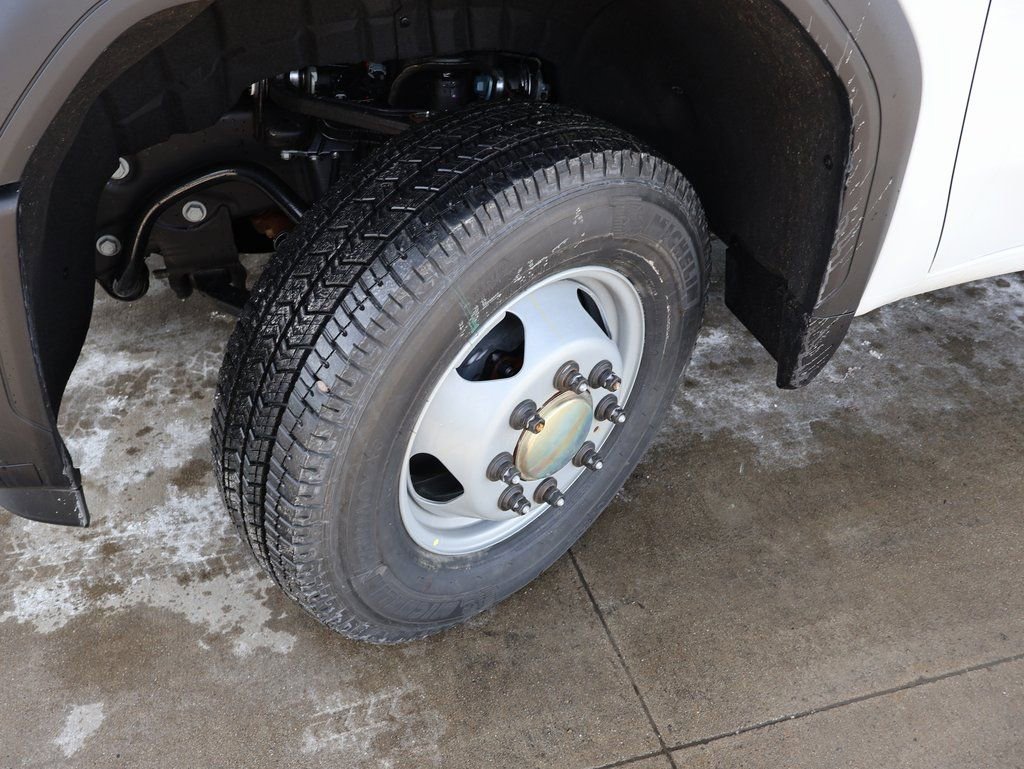 New 2026 GMC Sierra 3500 Pro w/ Convenience Package image 29