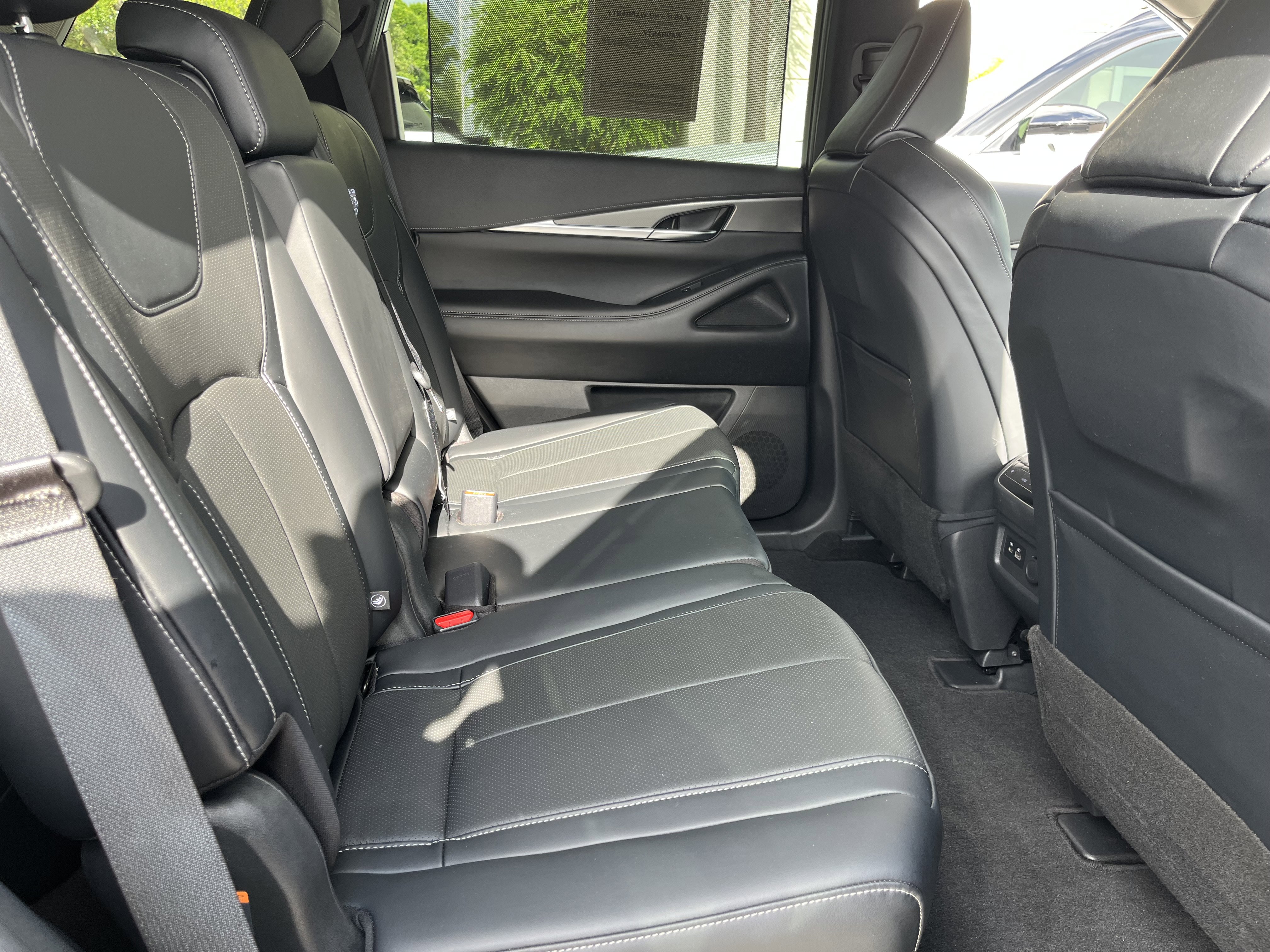 Certified 2023 INFINITI QX60 Luxe w/ Cargo Package AWD/4WD image 18