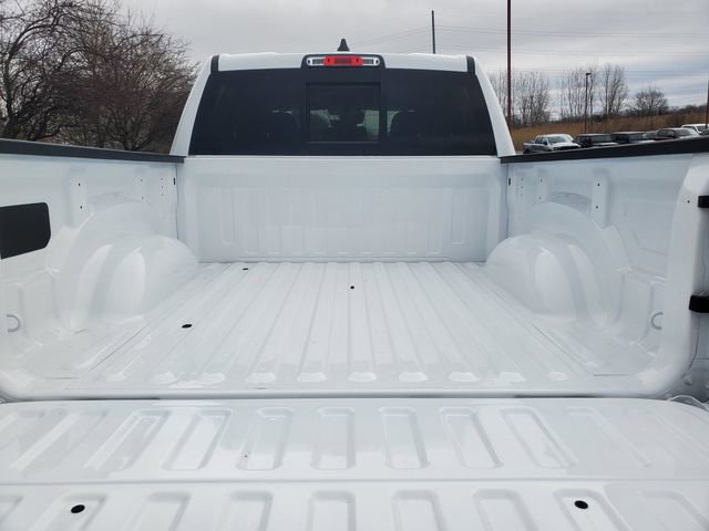 New 2026 RAM 1500 4x4 Crew Cab image 29