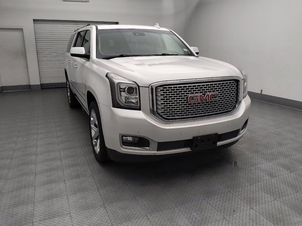 Used 2017 GMC Yukon XL Denali w/ Open Road Package AWD/4WD image 14