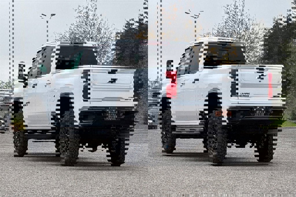 New 2026 Chevrolet Silverado 2500 ZR2 w/ LPO, Dark Essentials Package image 6