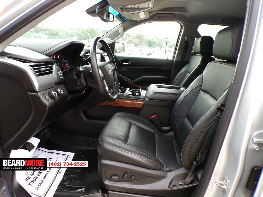 Used 2018 Chevrolet Suburban Premier image 25