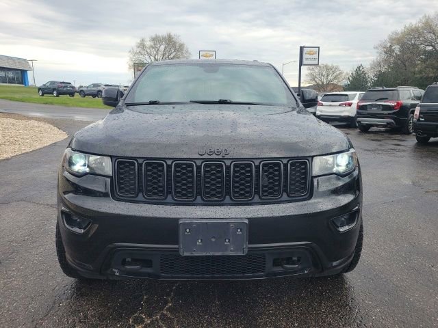 Used 2021 Jeep Grand Cherokee Altitude AWD/4WD image 2