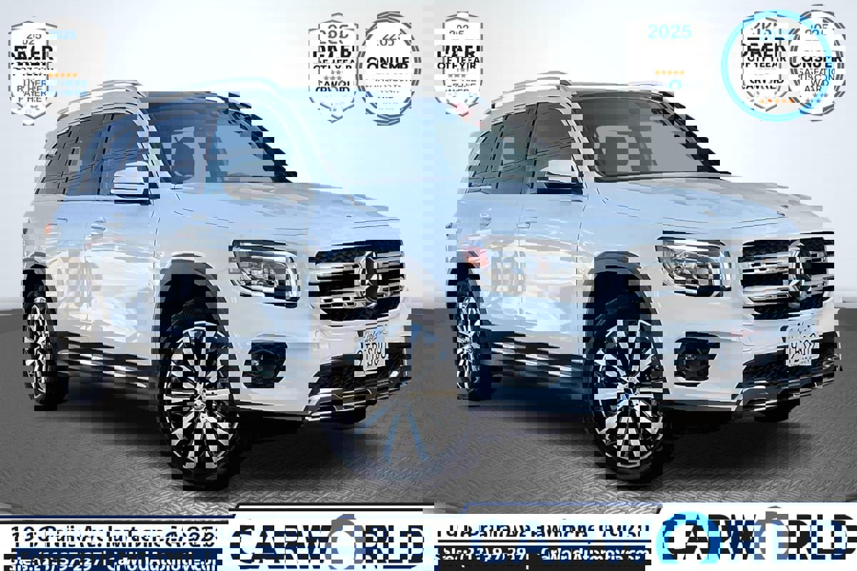 Used 2022 Mercedes-Benz GLB 250 w/ Premium Package image 1