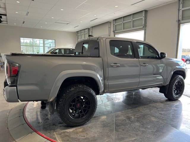 Used 2021 Toyota Tacoma TRD Sport w/ TRD Premium Sport Package image 8