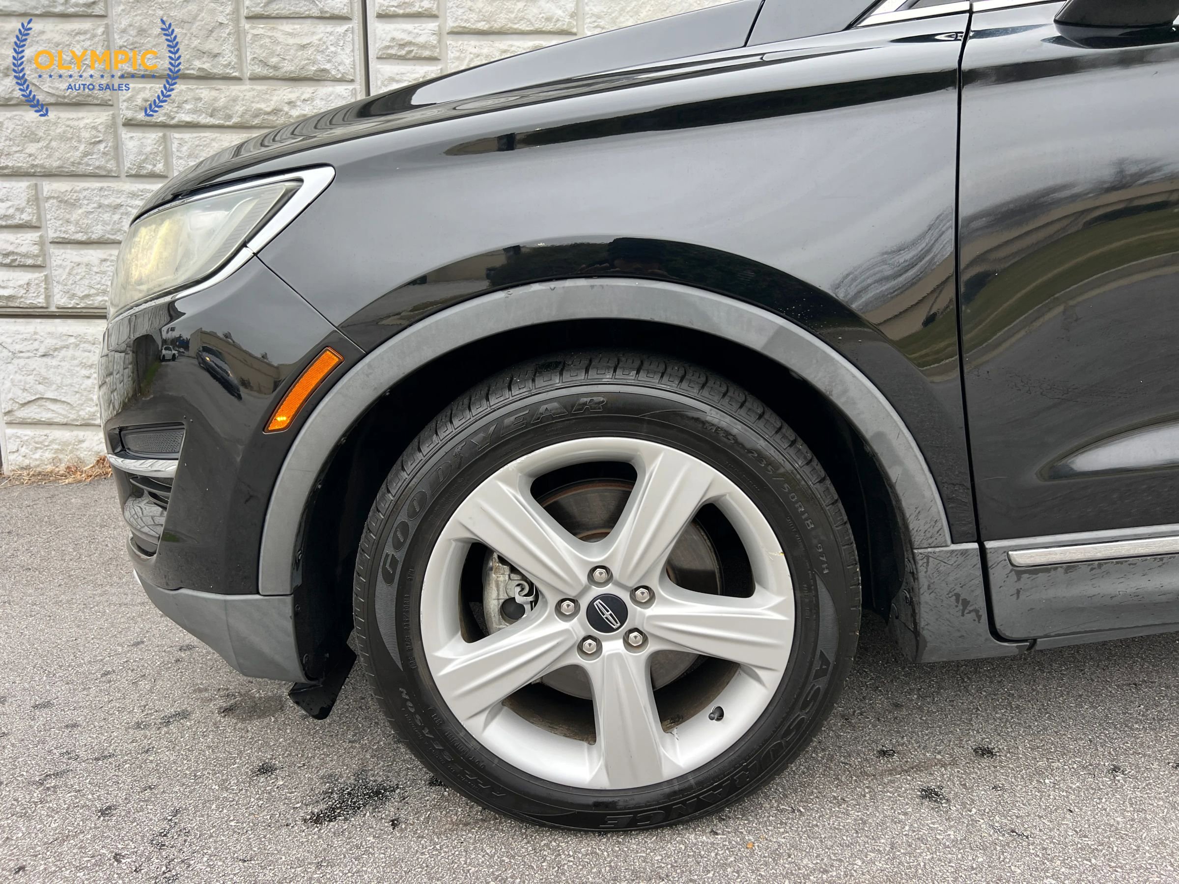 Used 2018 Lincoln MKC Premiere image 9