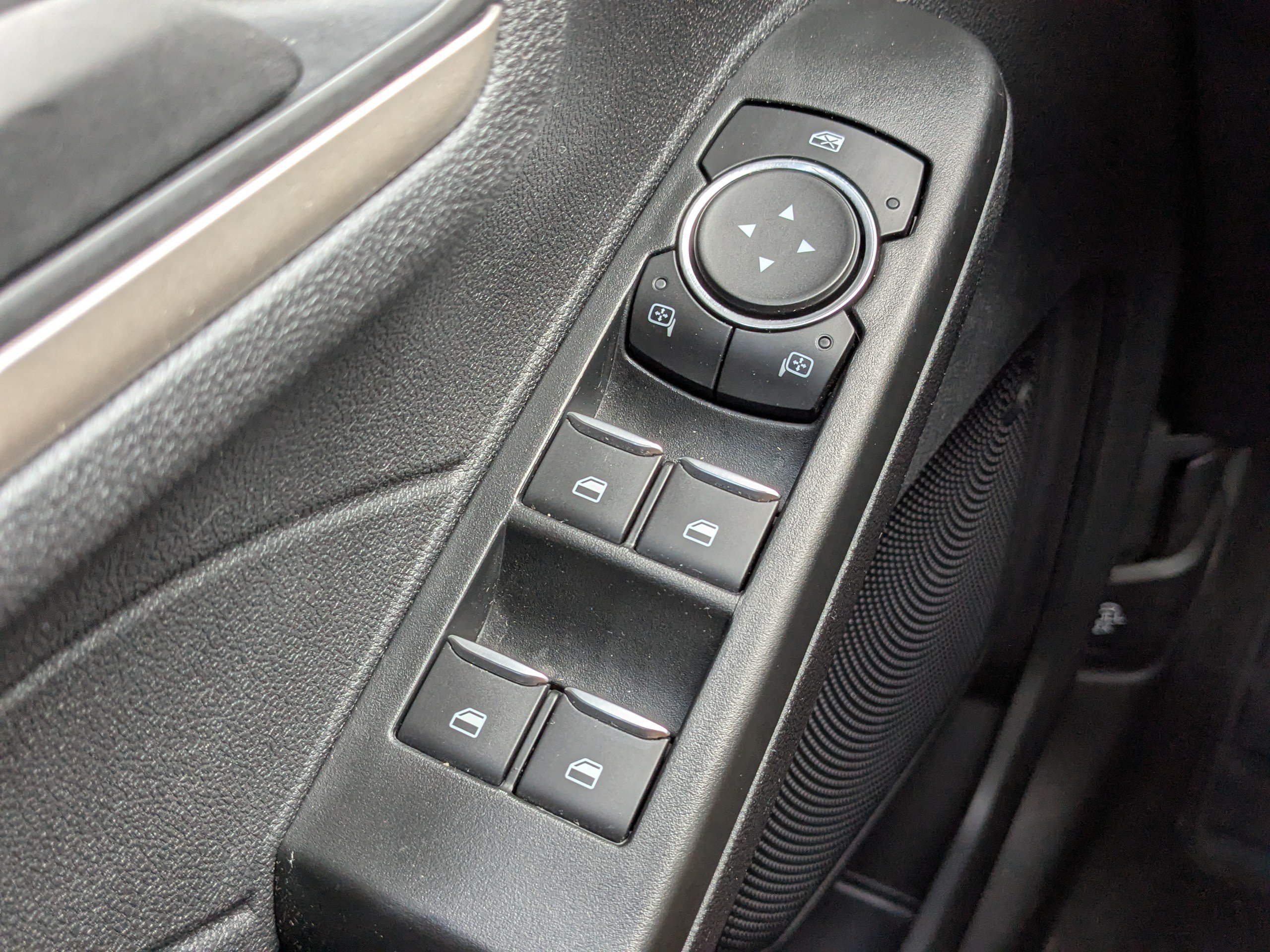 Used 2022 Ford Escape SE w/ Convenience Package AWD/4WD image 25