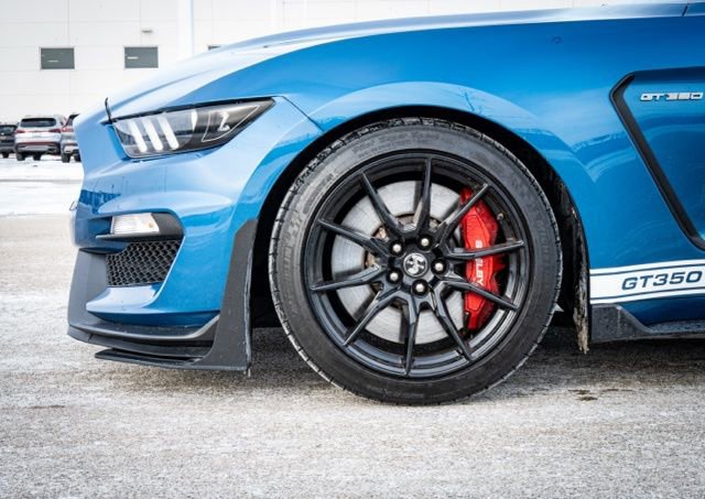 Used 2020 Ford Mustang Shelby GT350 w/ Technology Package RWD image 11