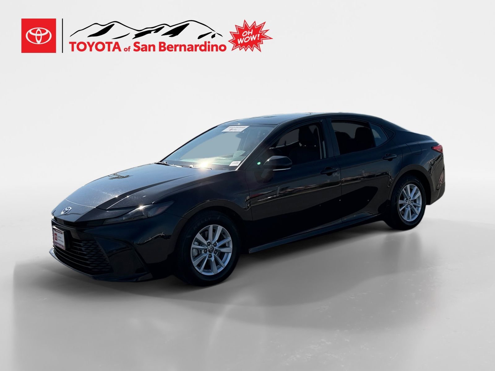 Certified 2025 Toyota Camry LE image 1