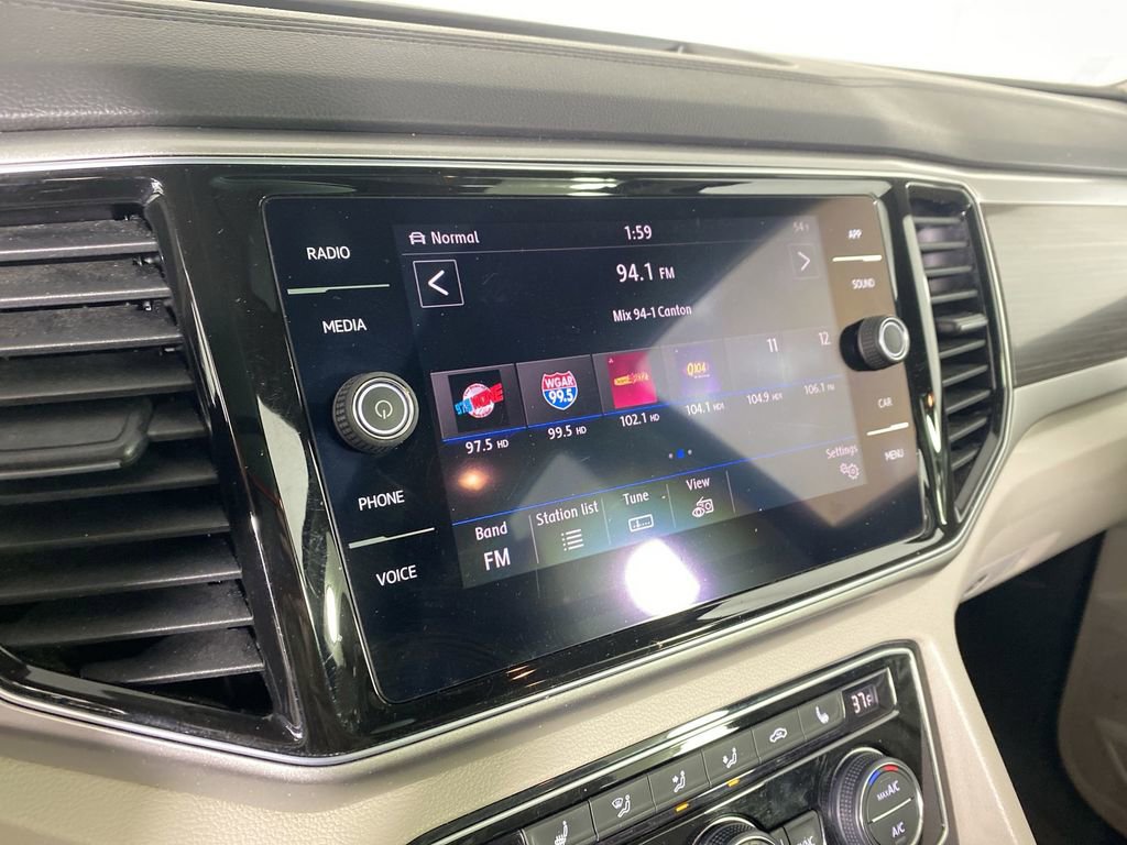 Used 2018 Volkswagen Atlas SEL w/ R-Line Package image 16