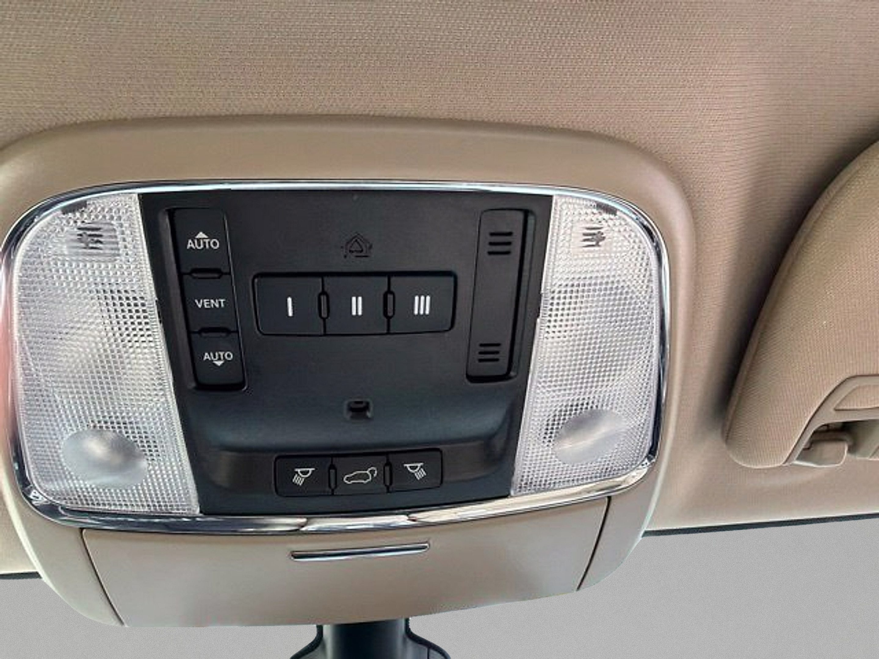 Certified 2021 Jeep Grand Cherokee Limited w/ Premium Lighting Group AWD/4WD image 31
