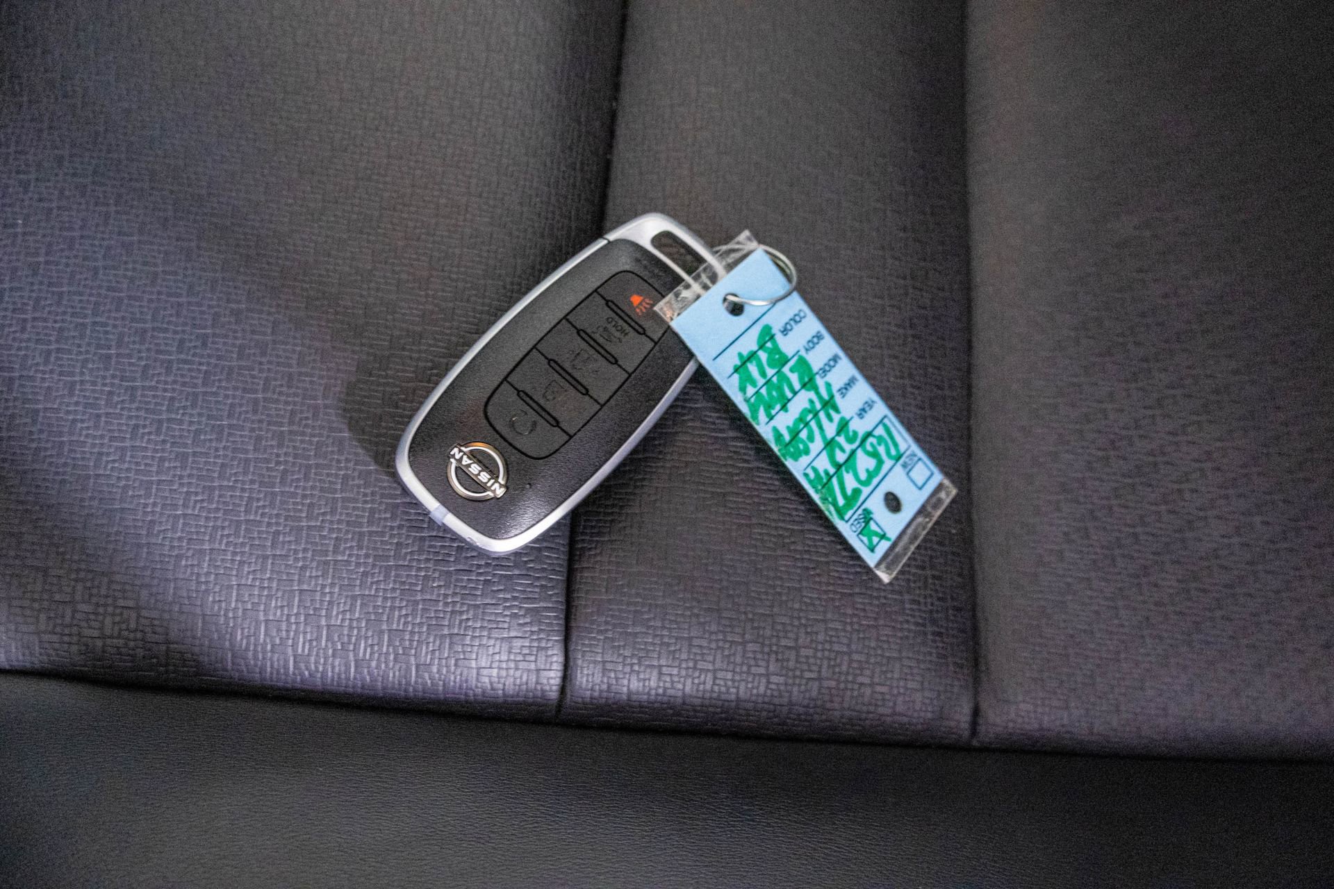 Used 2024 Nissan Rogue SV w/ SV Premium Package image 43