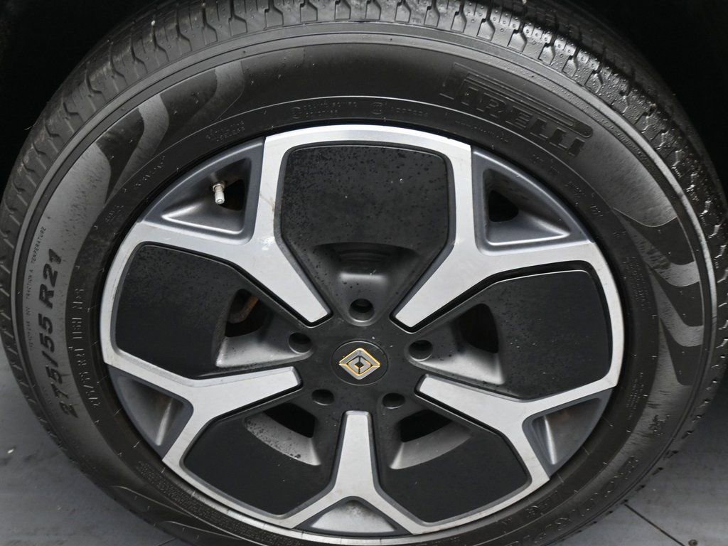 Used 2022 Rivian R1T Adventure image 36