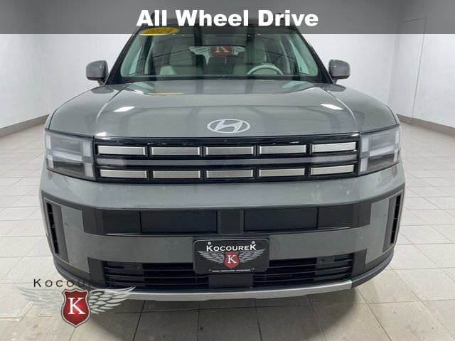 Used 2024 Hyundai Santa Fe SEL image 2