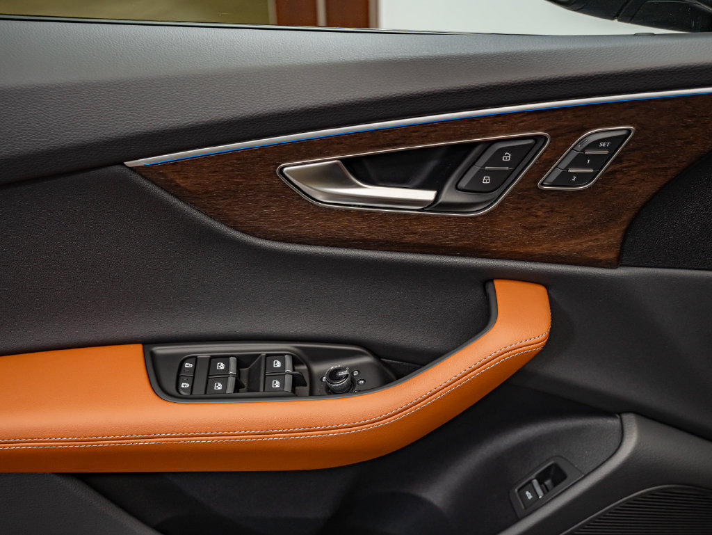 New 2027 Audi Q8 Prestige AWD/4WD image 25