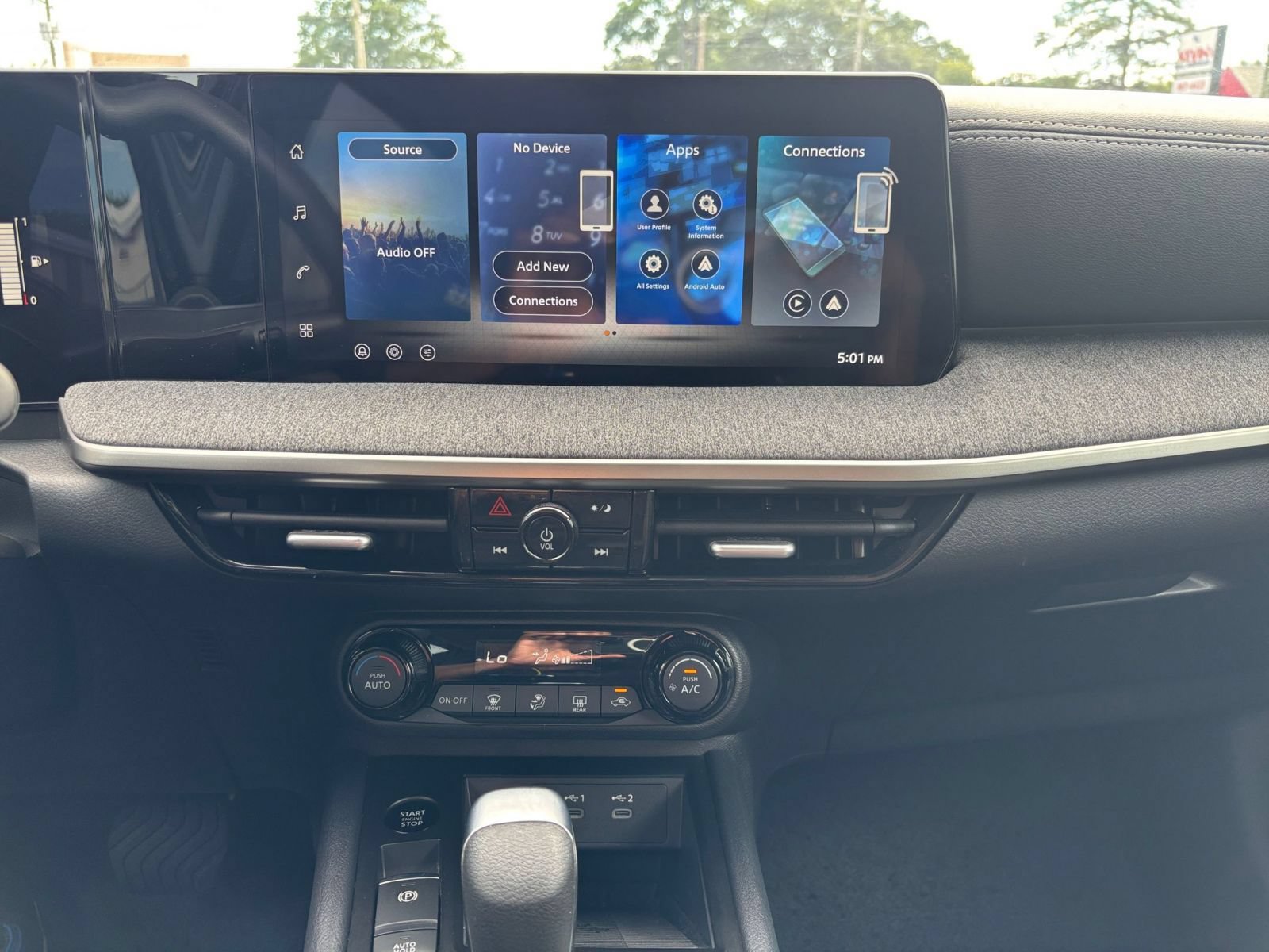 Used 2026 Nissan Kicks SV FWD image 17