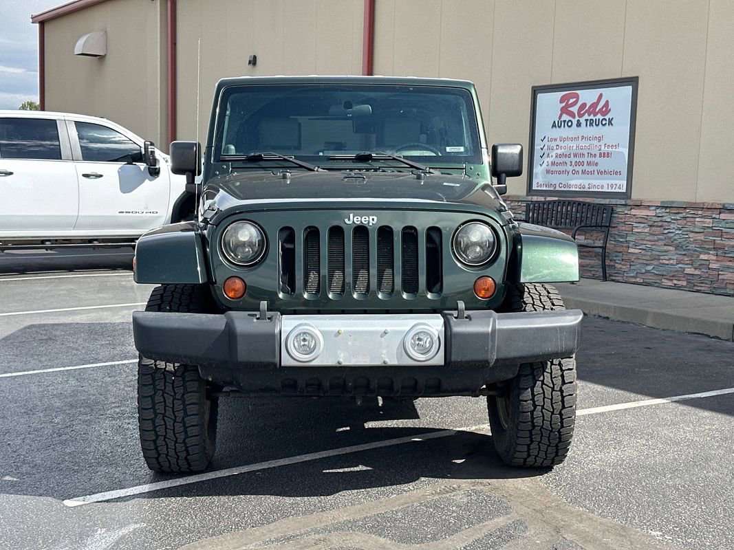 Used 2010 Jeep Wrangler Unlimited Sahara image 5