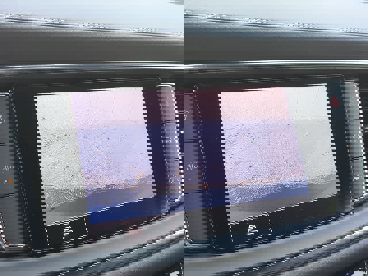 Used 2023 Buick Enclave Essence image 29