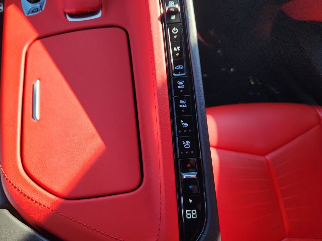 Used 2021 Chevrolet Corvette Stingray Preferred Cpe w/ Chrome Exterior Badge Package image 16