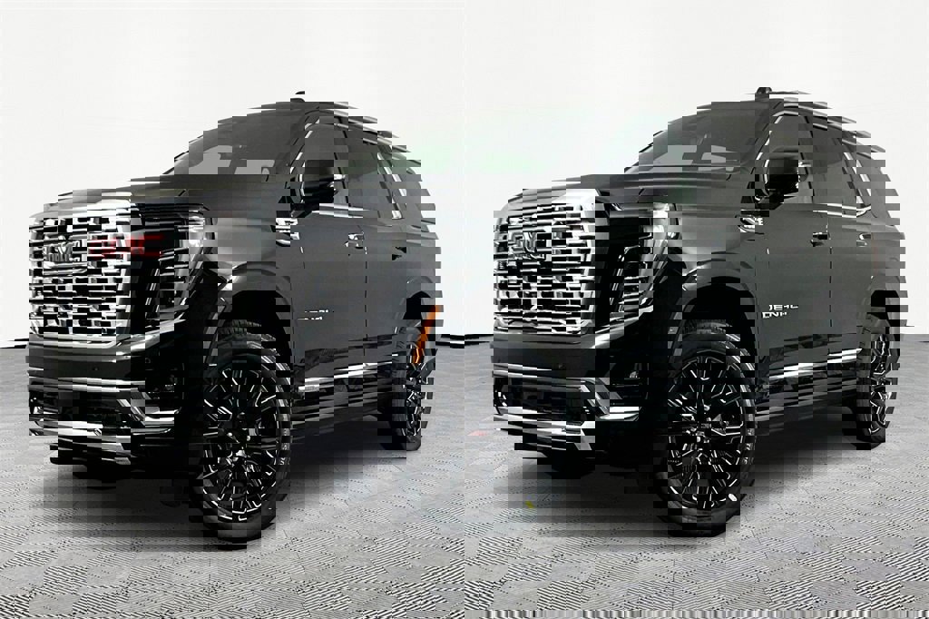 New 2025 GMC Yukon Denali w/ Denali Reserve Package