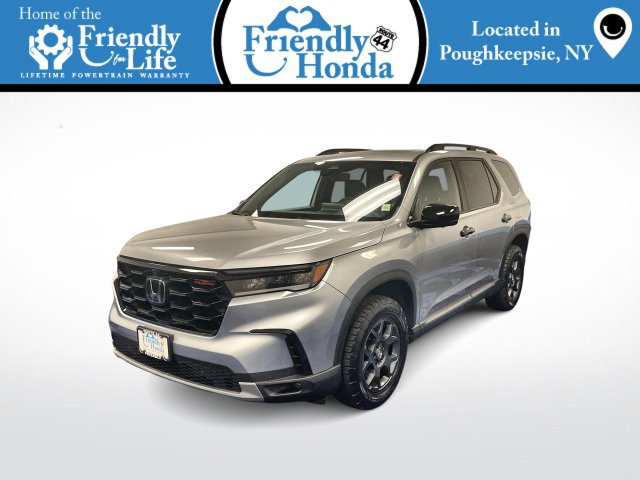 Certified 2025 Honda Pilot TrailSport