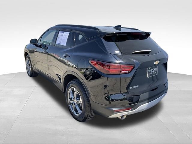 Certified 2024 Chevrolet Blazer LT w/ Convenience Package FWD image 30