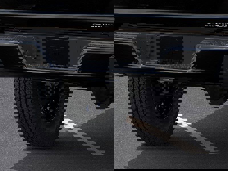 New 2026 GMC Canyon Denali image 14