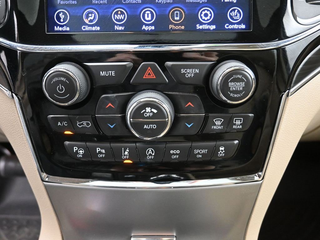 Used 2020 Jeep Grand Cherokee Limited w/ Trailer Tow Group IV image 9