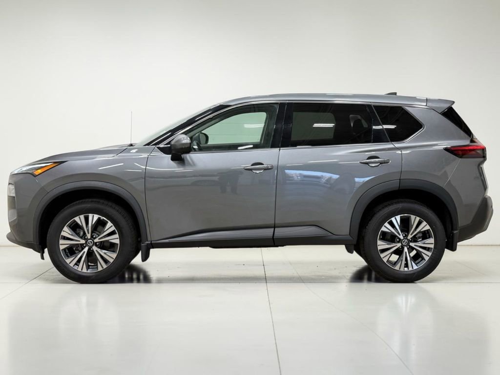 Used 2021 Nissan Rogue SV AWD/4WD image 16