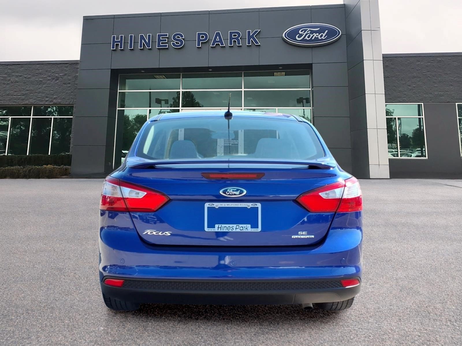 Used 2014 Ford Focus SE w/ Equipment Group 201A FWD image 6