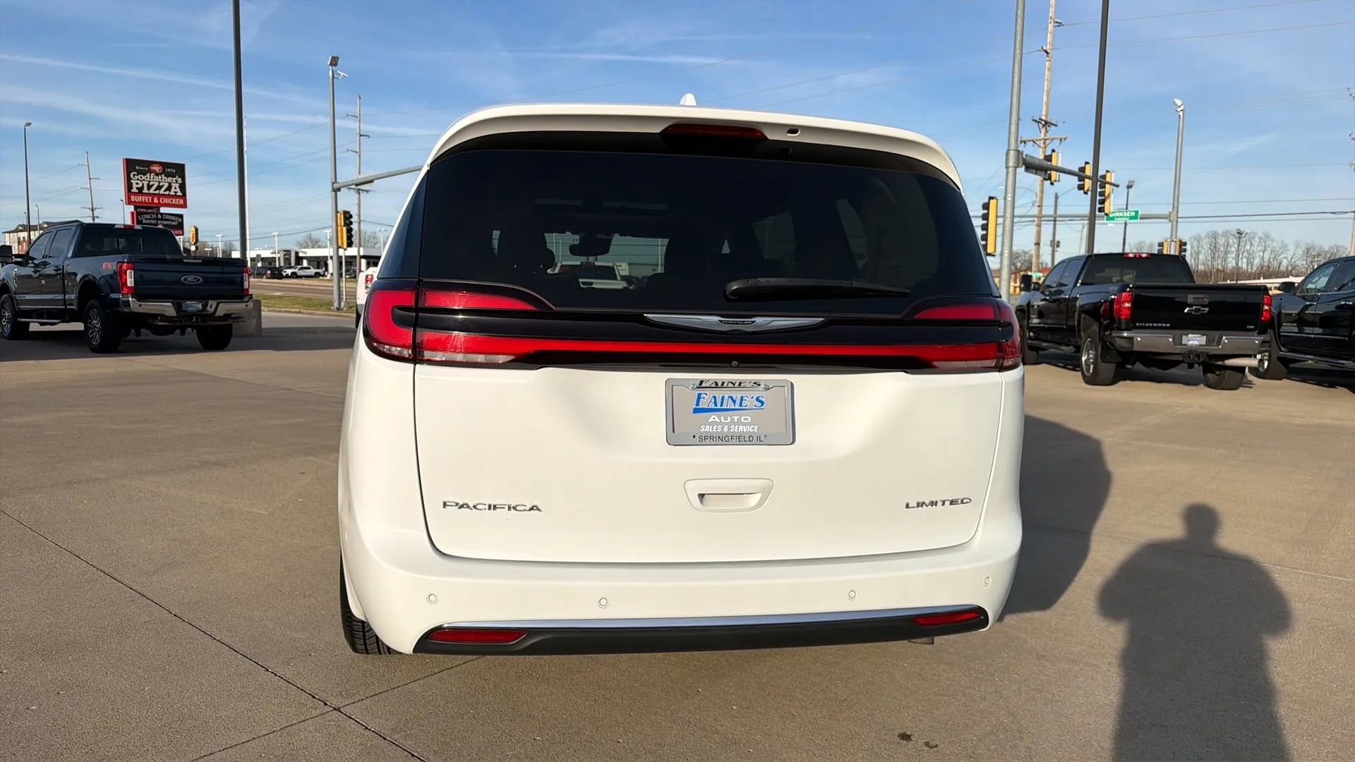 Used 2022 Chrysler Pacifica Limited image 15