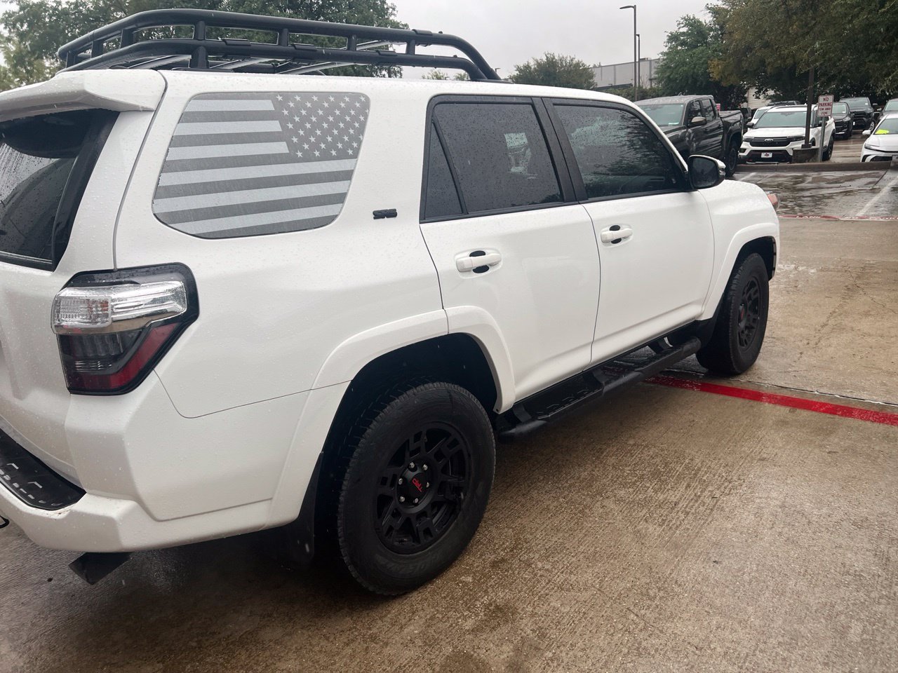 Used 2022 Toyota 4Runner SR5 Premium w/ Moonroof Package AWD/4WD image 3