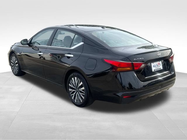 Used 2025 Nissan Altima 2.5 SV image 7