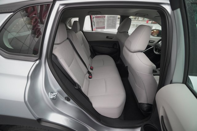 Certified 2025 Toyota Corolla Cross L image 21