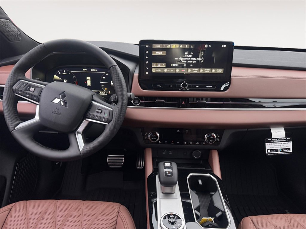 New 2025 Mitsubishi Outlander SEL image 10