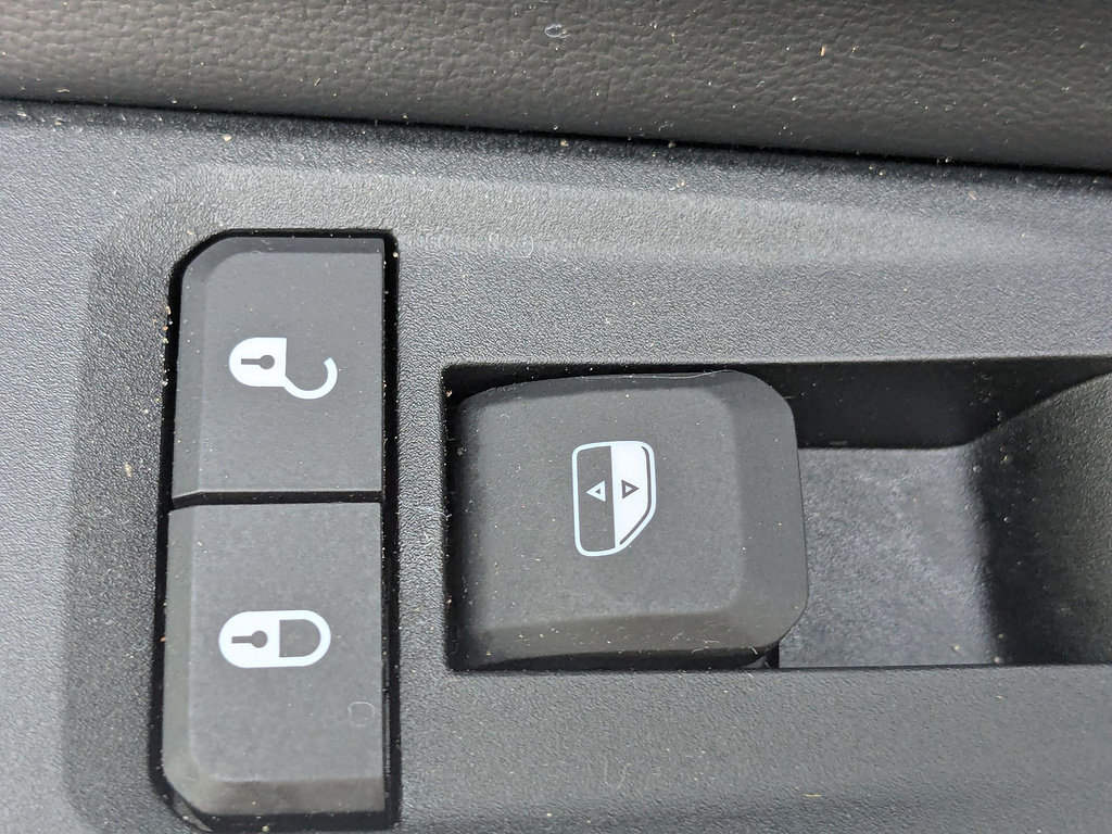 Used 2025 Jeep Grand Cherokee L Laredo w/ Luxury Tech Group I RWD image 25