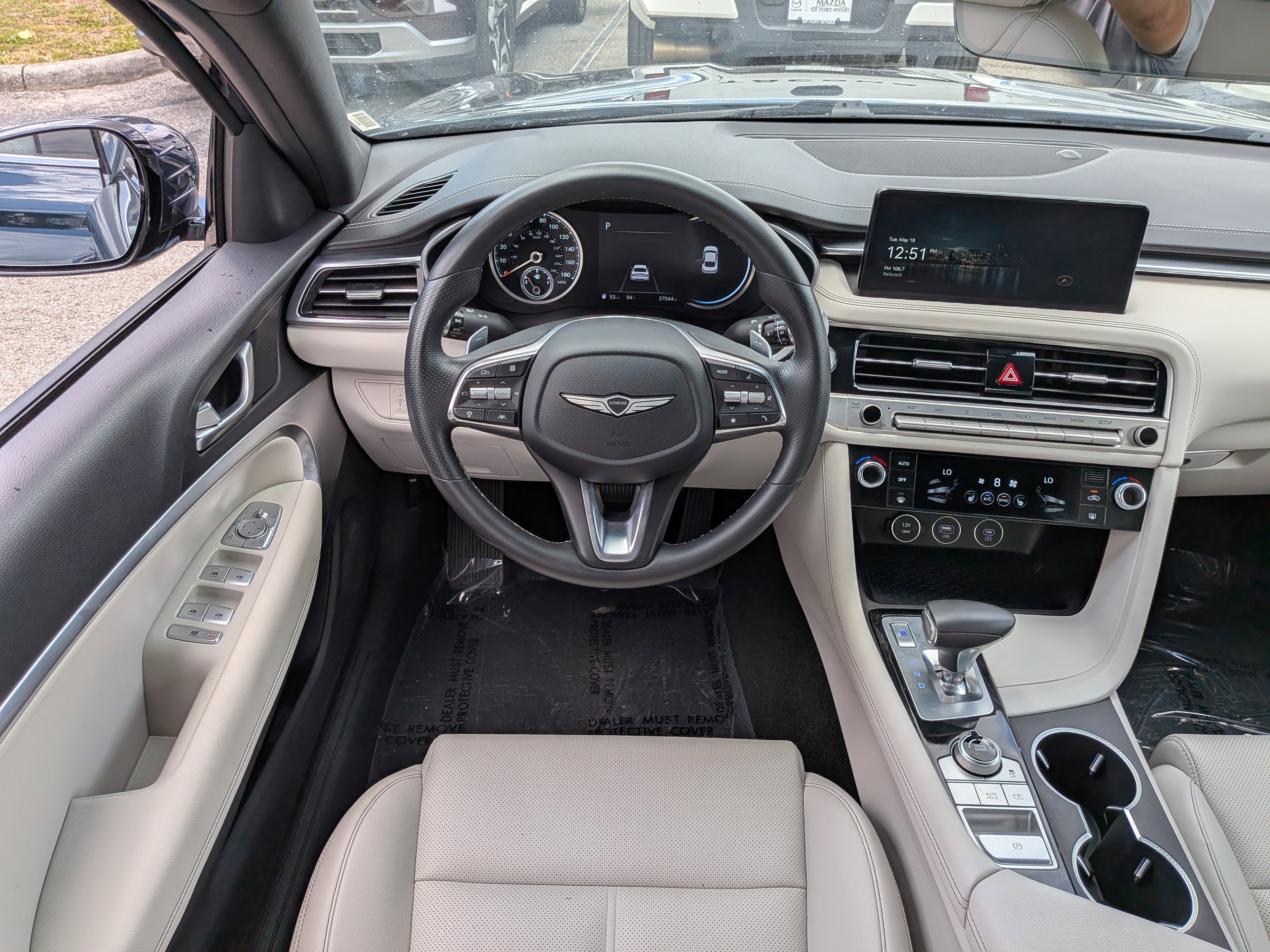 Used 2025 Genesis G70 2.5T RWD image 17