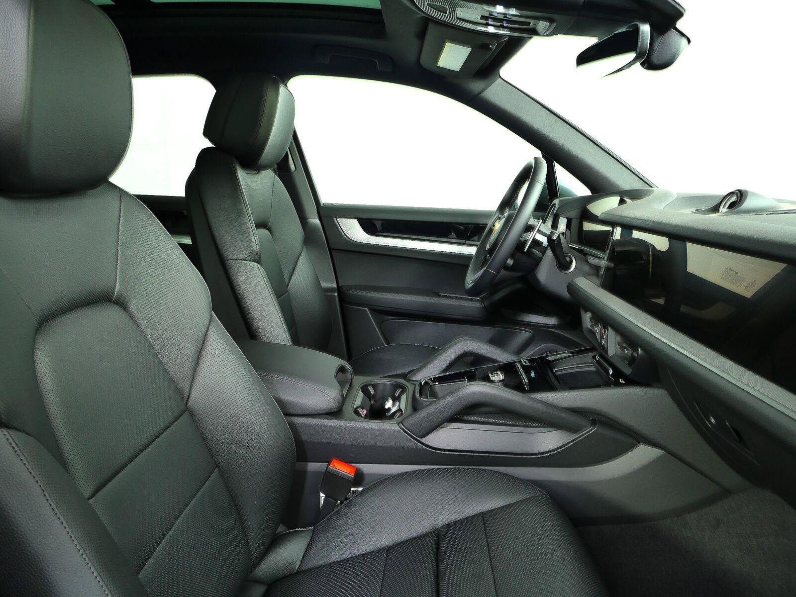 New 2026 Porsche Cayenne AWD/4WD image 23