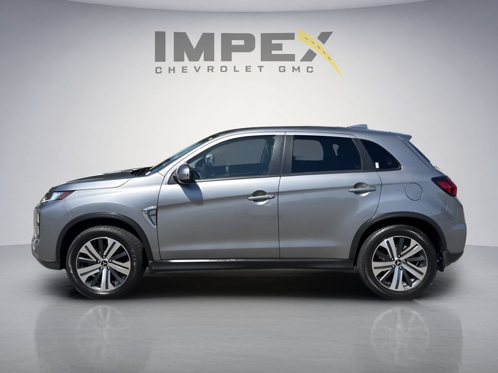 Used 2022 Mitsubishi Outlander Sport SE FWD image 2