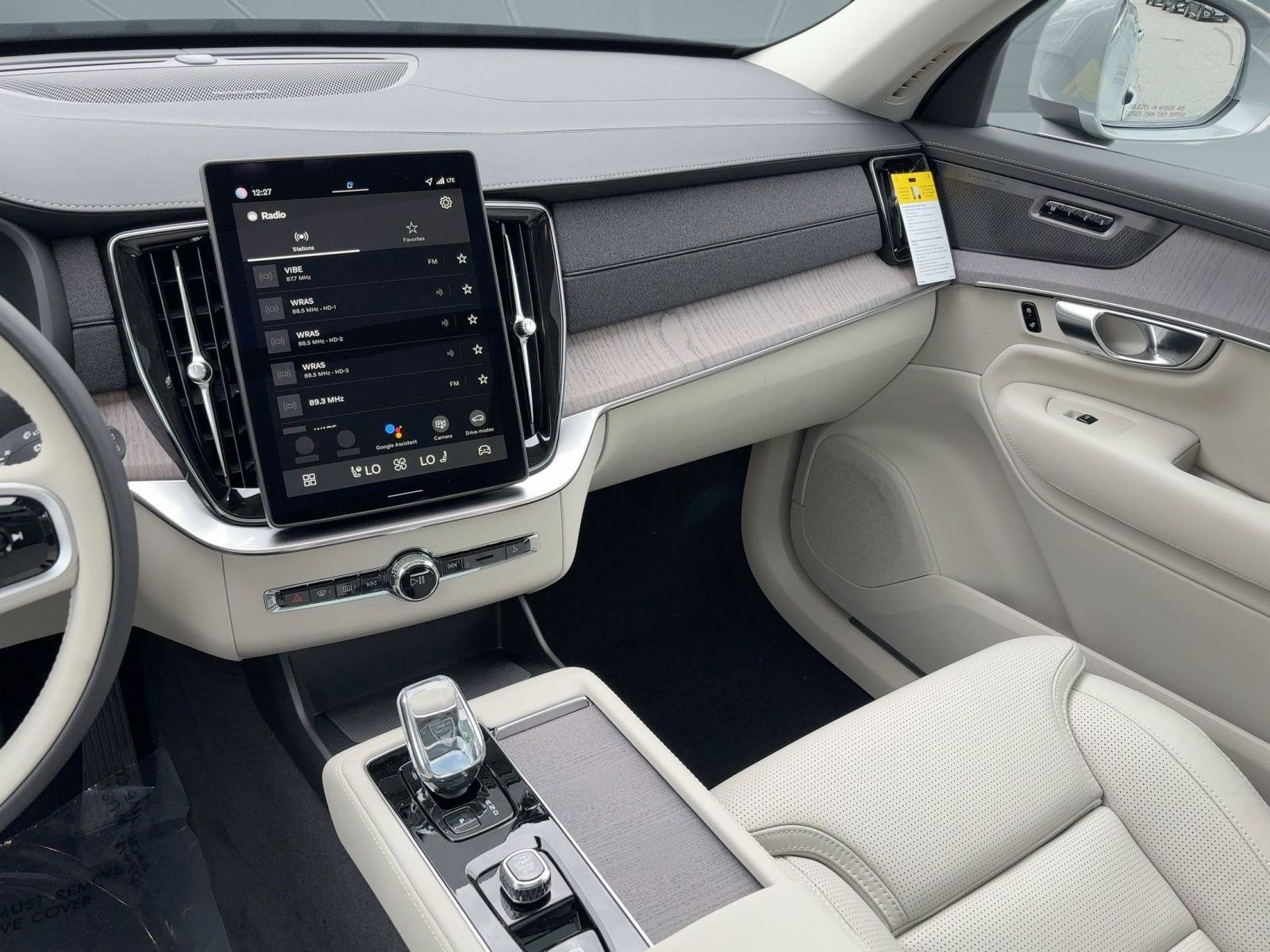 New 2026 Volvo XC90 B6 Ultra image 27